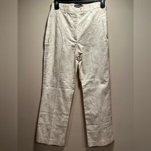 Cambio Modern Classics White & Beige Embroidered Swirls Cropped Pants Slit 6